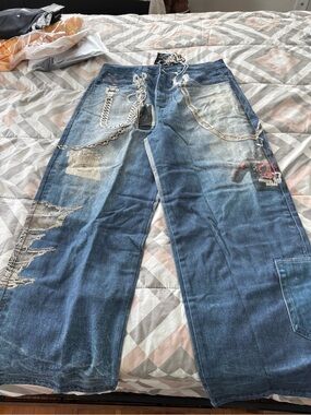 Triple 7 Men's Washed Blue Bootcut Jeans with Chain & Patch Graphics size 34